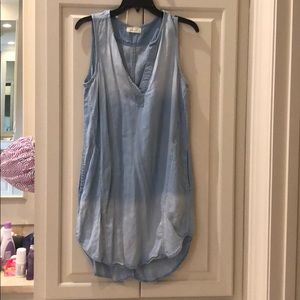 Bella dahl size medium